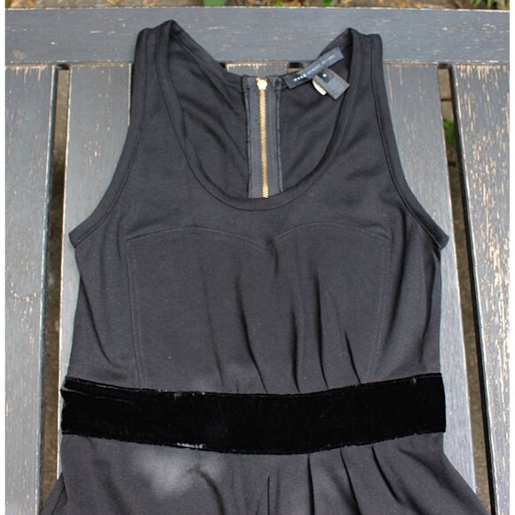 Marc by Marc Jacobs - Retro-Style, Velvet Trim Ponte Knit Dress w/ Ruffle Hem, S - Picture 4 of 12